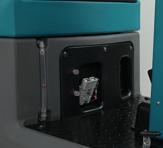 T560 Micro Ride-On Floor Scrubber alt 6